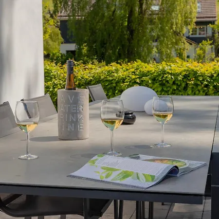 Lebensart In Der Kleinen Kapelle *